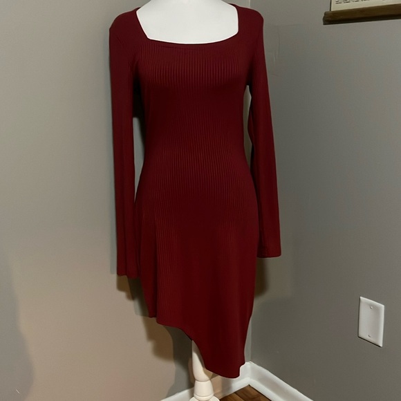 Pretty Garden Dresses & Skirts - Pretty Garden Merlot Asymmetrical Midi Long Sleeve Dress Small
